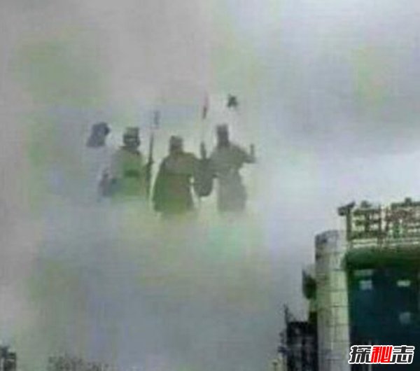天空上出现6个天兵天将,网友拍下图片证明