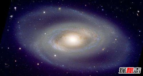 椭圆星系之谜,内部可能有外星人的存在(年老色衰)