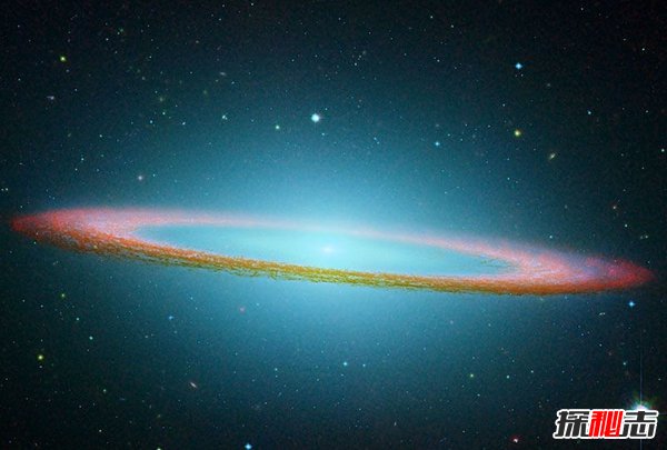 草帽星系之谜,草帽星系竟有一个大黑洞(提供能量)